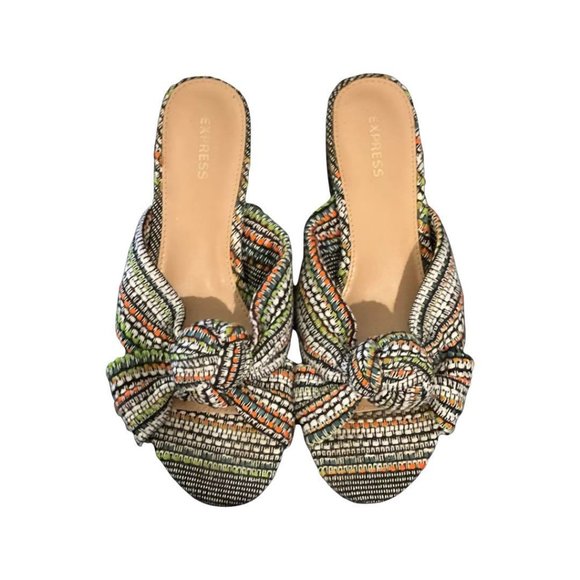 Express Knotted Woven Slides Size 8 - Picture 2 of 4